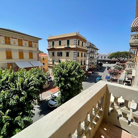 Big Wave Apartment - Levanto, 5 Terre Buitenkant foto
